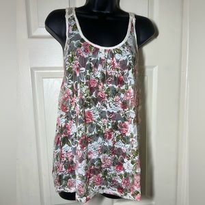 Sleeveless Lace Shirt